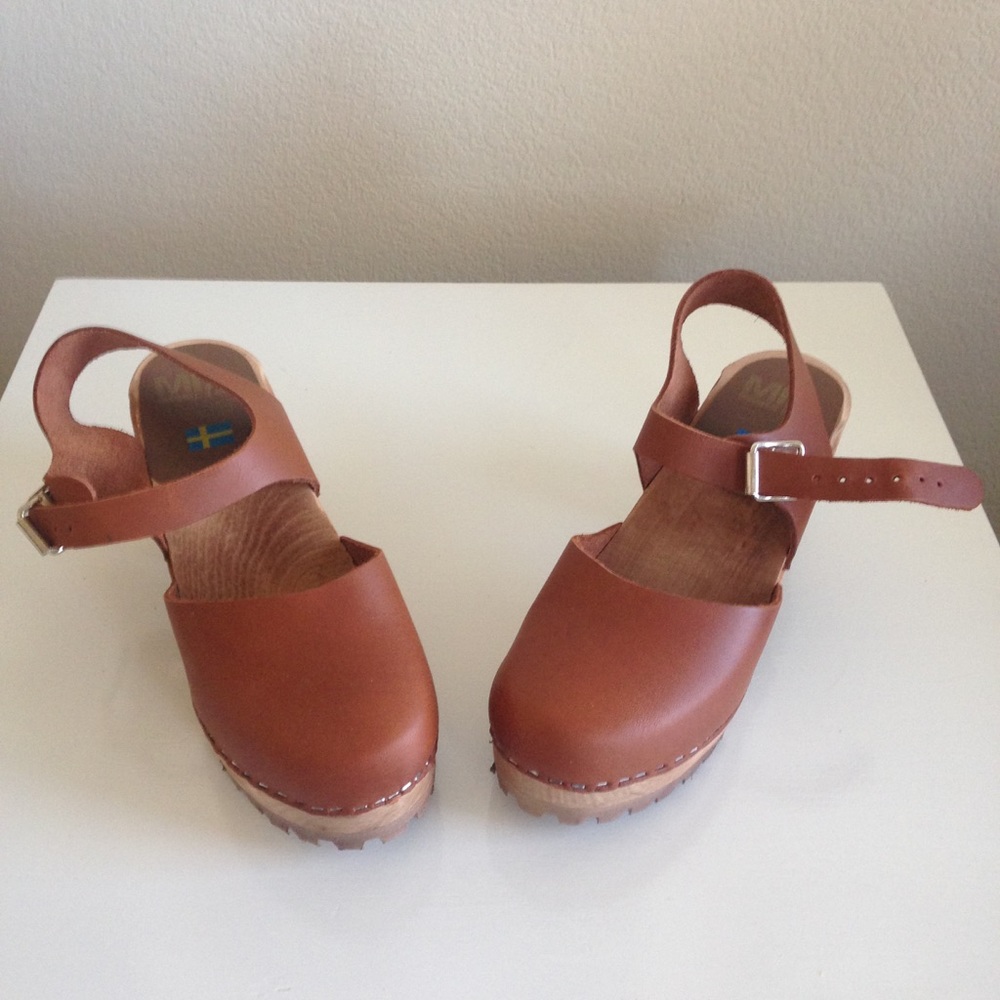 Mia Abba Clog